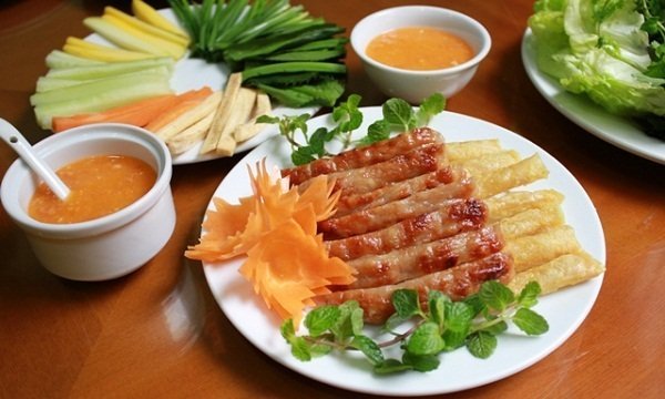ve-thua-thien-hue-nen-an-gi
