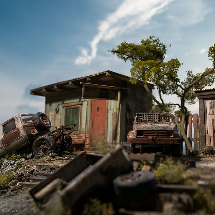 ca-the-gioi-boc-choc-thu-be-lai-vua-bang-mot-mo-hinh-diorama