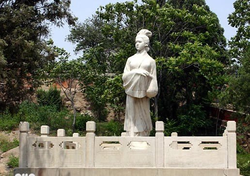 Những truyền thuyết và bí ẩn xung quanh Vạn Lý Trường Thành