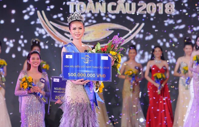 moi-dang-quang-tan-hoa-hau-bien-viet-nam-toan-cau-2018-gay-tranh-cai-vi-phan-thi-ung-xu-chua-thuyet-phuc
