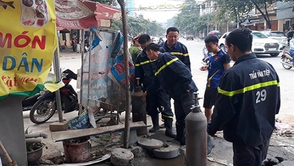 yen-bai-no-binh-khi-bom-bong-bay-nhieu-nguoi-hoang-loan
