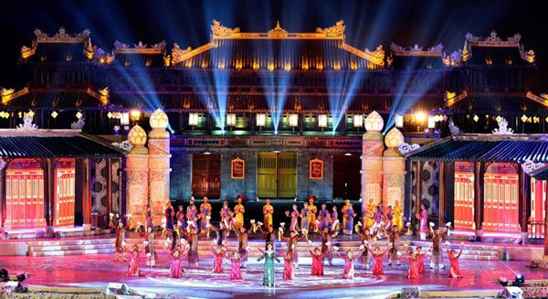 festival-hue-la-gi-va-nhung-chuong-trinh-nghe-thuat-dac-sac-cua-festival-hue-2018