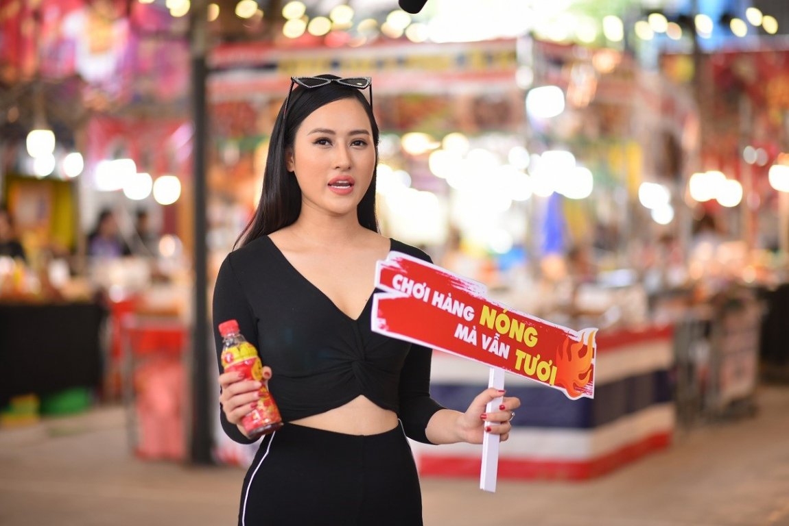 gioi-tre-sai-gon-bat-ngo-truoc-thu-thach-choi-hang-nong-cung-hang-loat-sao-viet