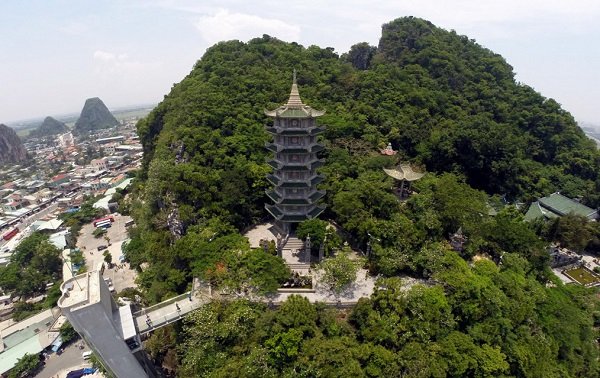 ve-da-nang-nen-di-dau