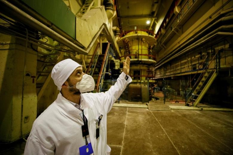 ben-trong-nha-may-dien-hat-nhan-chernobyl-sau-hon-30-nam
