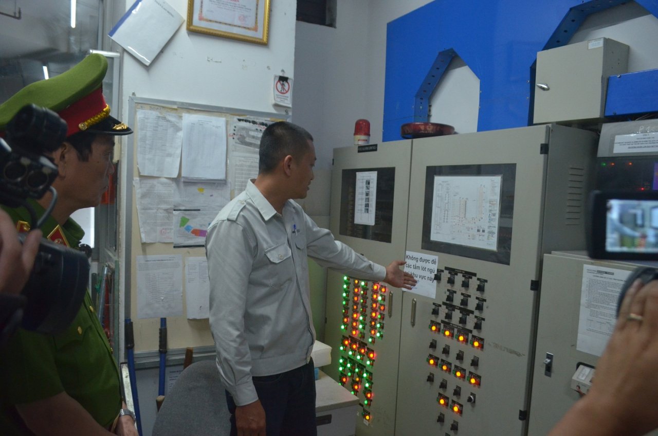 bo-cong-an-boc-hang-loat-thieu-sot-ve-pccc-tai-2-chung-cu-o-da-nang