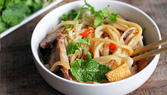 ve-da-nang-nen-an-gi
