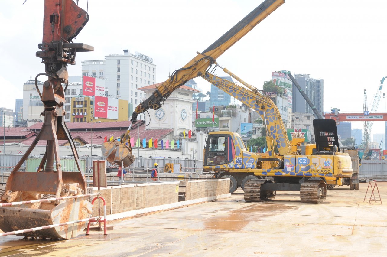 ngam-du-an-metro-so-1-ben-thanh-suoi-tien-dat-52-tien-do-thi-cong-o-tp-hcm