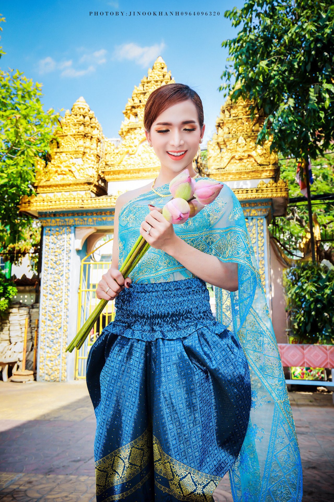tung-anh-dep-xuat-sac-hot-girl-chuyen-gioi-tran-doan-con-bat-mi-mong-muon-tang-nha-cho-nguoi-ngheo