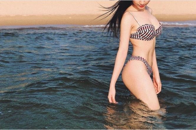 my-nhan-viet-thi-nhau-dien-bikini-nong-bong-chao-he
