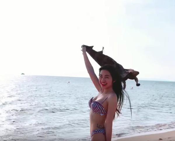 my-nhan-viet-thi-nhau-dien-bikini-nong-bong-chao-he