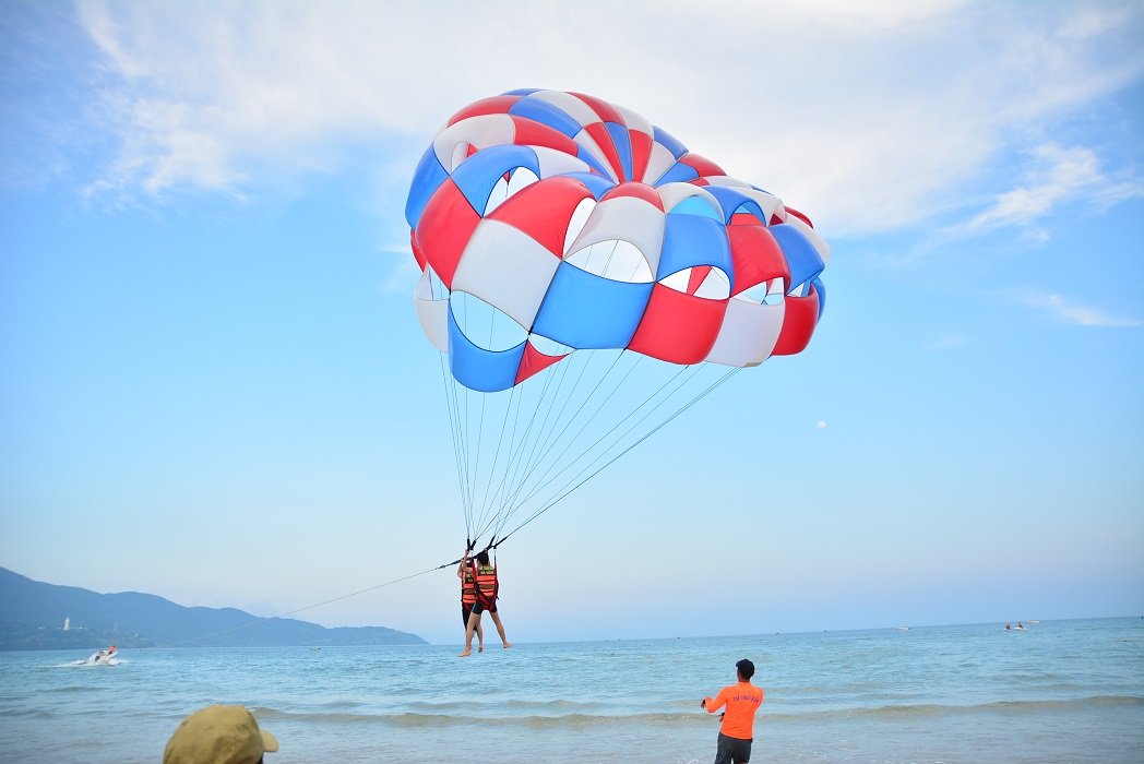 suc-hap-dan-khong-the-cuong-khi-da-nang-buoc-vao-mua-du-lich-bien