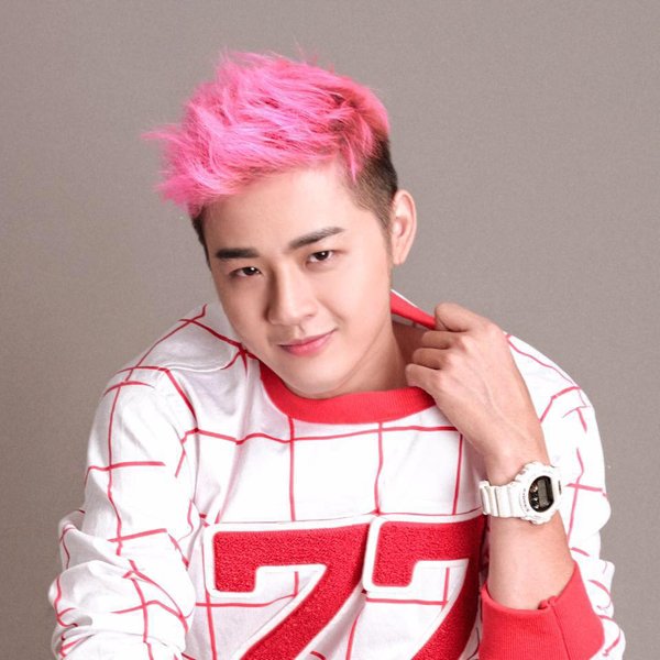 diem-danh-nhung-ca-si-ten-duy-dang-chu-y-trong-showbiz