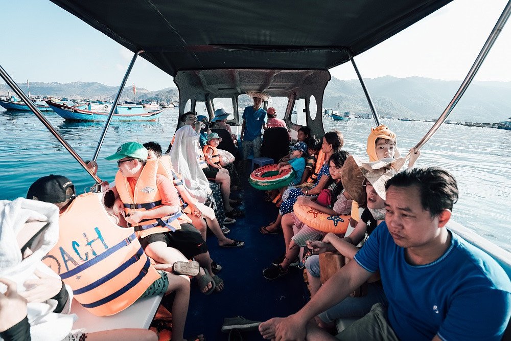 Trải nghiệm vẻ đẹp thanh bình trên đảo Bình Hưng