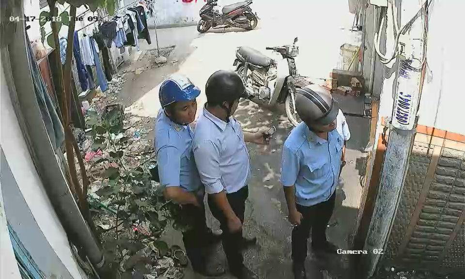 nha-dan-bi-khung-bo-bang-bom-son-o-tp-hcm-lai-keu-cuu-vi-lien-tuc-bi-quay-pha