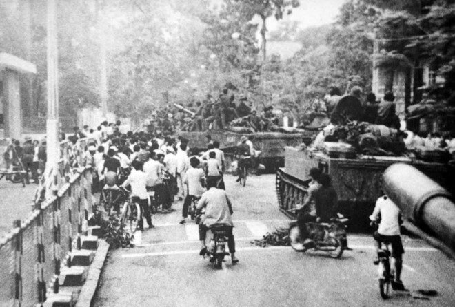Những hình ảnh lịch sử 5 ngày thần tốc giải phóng Miền Nam thống nhất đất nước - ảnh 7