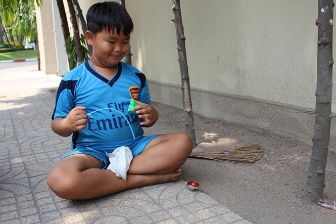 ba-ngoai-dat-chau-ban-ve-so-ngay-trung-tam-sai-gon-cho-giac-mo-di-hoc