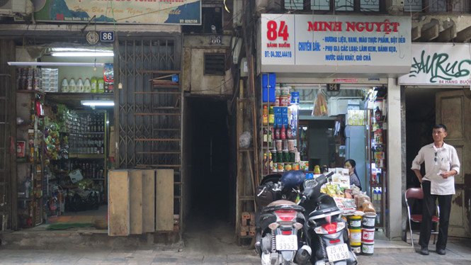 Lang thang ngõ ngách Hà Nội - Kỳ 1: Người ta sống sao ở ngõ siêu nhỏ Phố cổ?