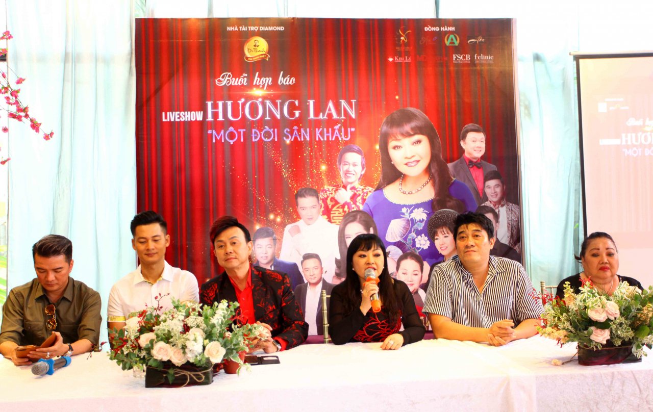 nghe-sy-huong-lan-cong-bo-liveshow-lon-nhat-trong-cuoc-doi-he-lo-vai-tro-dac-biet-cua-hoai-linh-chi-tai