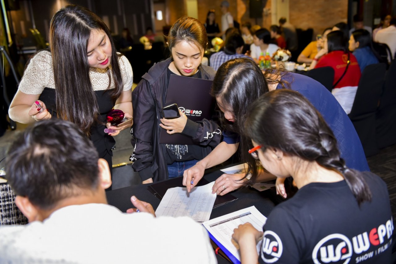 mua-he-khong-do-2018-mua-3-su-tro-lai-cua-show-dien-dinh-dam-duoc-tra-xanh-khong-do-danh-cho-gioi-tre