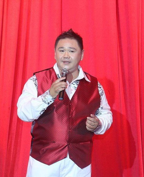 nhung-phan-ung-cua-sao-nam-viet-khi-bi-to-la-ke-ga-tinh