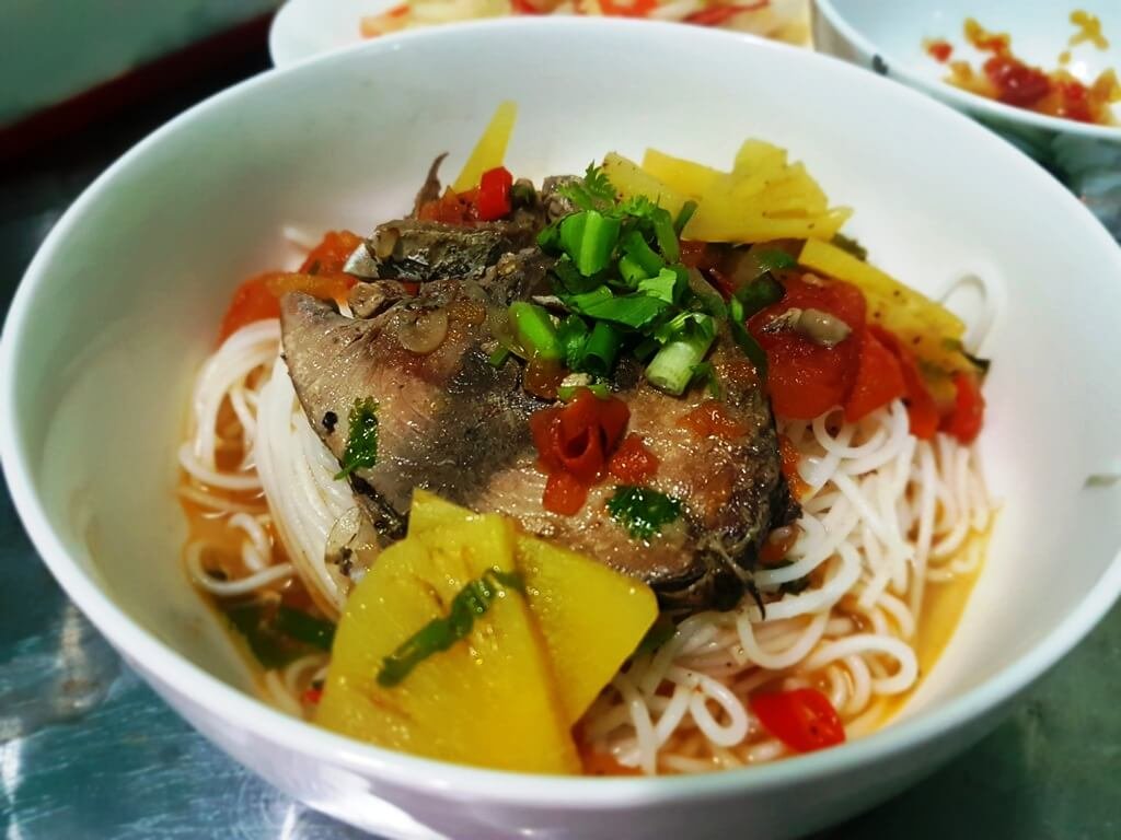 ve-quang-ngai-nen-an-gi