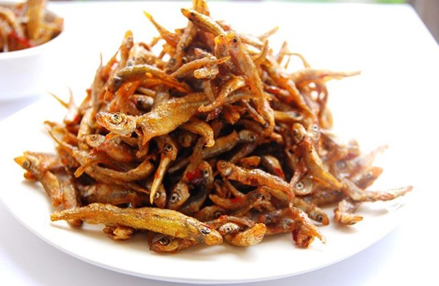 ve-quang-ngai-nen-an-gi