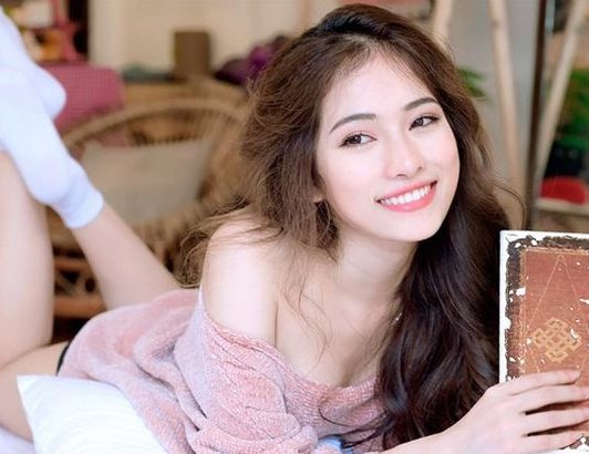 ngoc-duyen-sara-xinh-co-nao-ma-khien-duong-khac-linh-phai-me-man-sau-khi-chia-tay-trang-phap