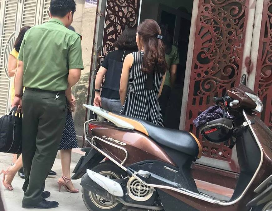 co-giao-tieng-anh-chui-hoc-vien-la-con-lon-day-tieng-anh-nhung-chi-co-bang-ke-toan