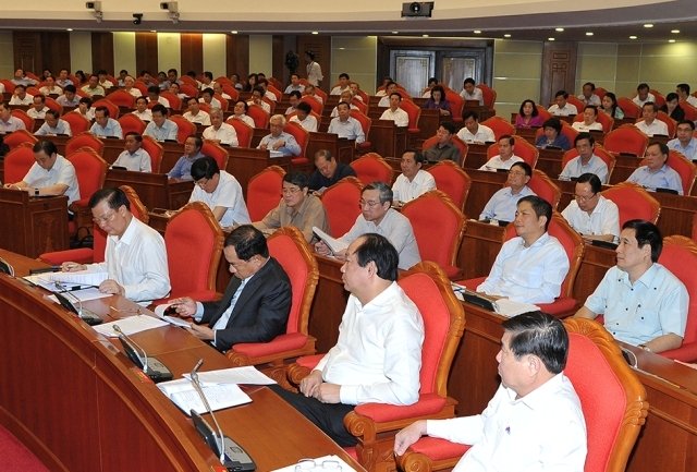 hoi-nghi-lan-thu-7-trung-uong-thao-luan-bo-nhiem-can-bo-chong-chay-chuc-chay-quyen