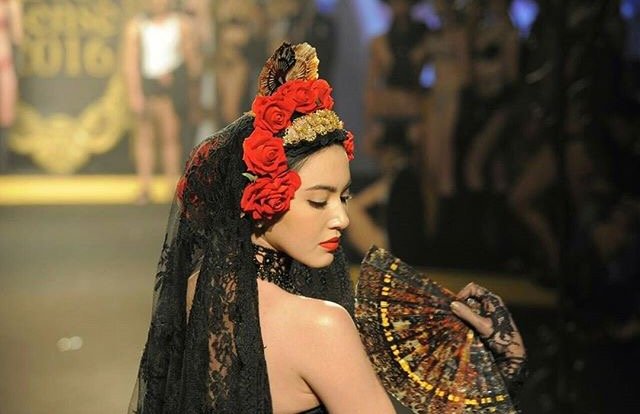 ma-nu-mai-davika-trong-mv-moi-cua-son-tung-mtp-la-ai