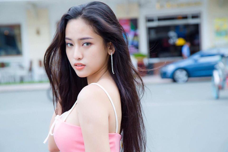thuy-vi-hot-girl-noi-tieng-nho-tai-tieng