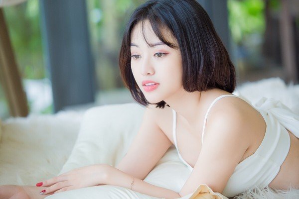 thuy-vi-hot-girl-noi-tieng-nho-tai-tieng