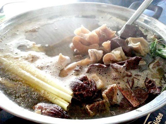 ve-binh-dinh-nen-an-gi