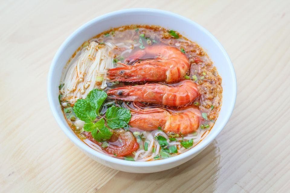 ve-binh-dinh-nen-an-gi