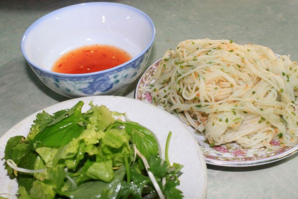 ve-binh-dinh-nen-an-gi