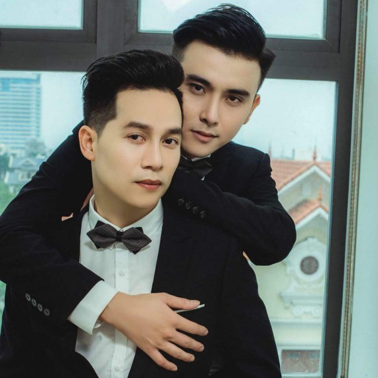 hai-hot-boy-to-chuc-dam-cuoi-dong-tinh-tai-hai-phong-gay-xon-xao