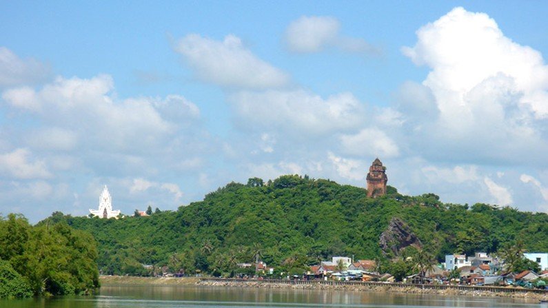 ve-phu-yen-nen-di-dau