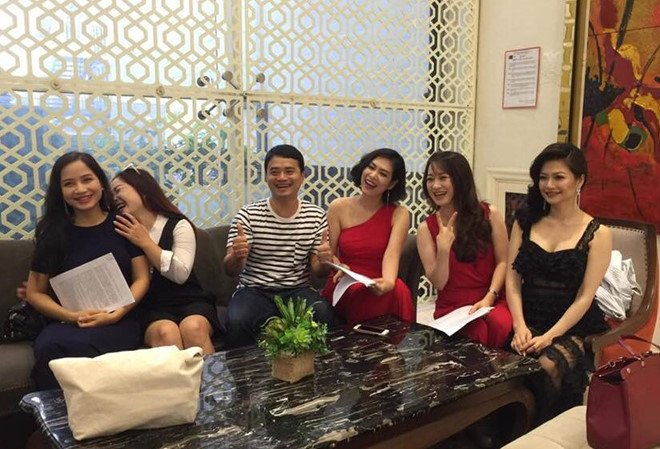 nguyet-bat-ngo-gay-sot-khi-ra-mat-cuon-cam-nang-tha-thinh-va-thao-mai