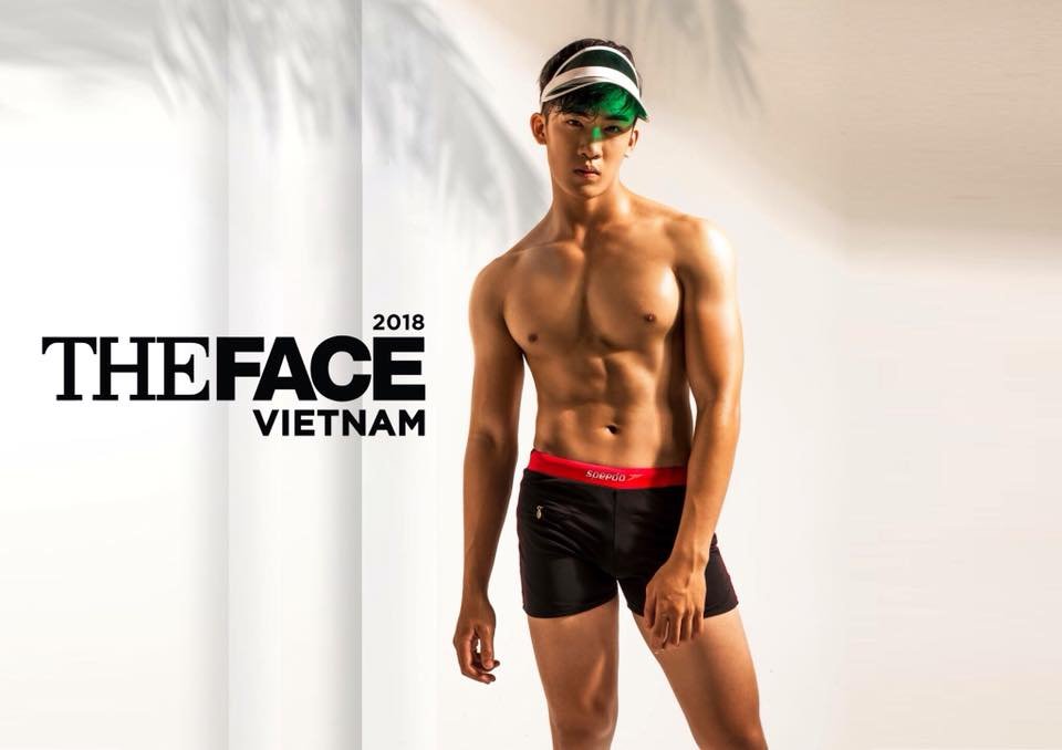 du-coi-do-khoe-than-hoac-dien-vest-lich-lam-dan-nam-than-the-face-van-khien-nguoi-ham-mo-xit-mau-mui