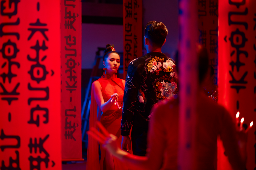 bich-phuong-dang-an-theo-son-tung-m-tp