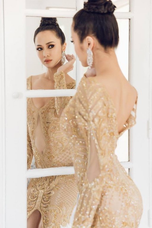 vu-ngoc-anh-lien-tuc-gay-tranh-cai-khi-dien-nhung-bo-canh-ho-bao-tren-tham-do-cannes-2018