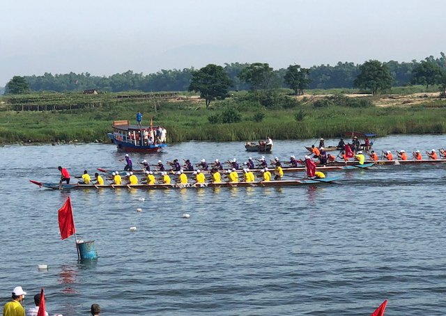 tan-hiep-phat-dong-hanh-cung-giai-dua-thuyen-truyen-thong-quang-nam