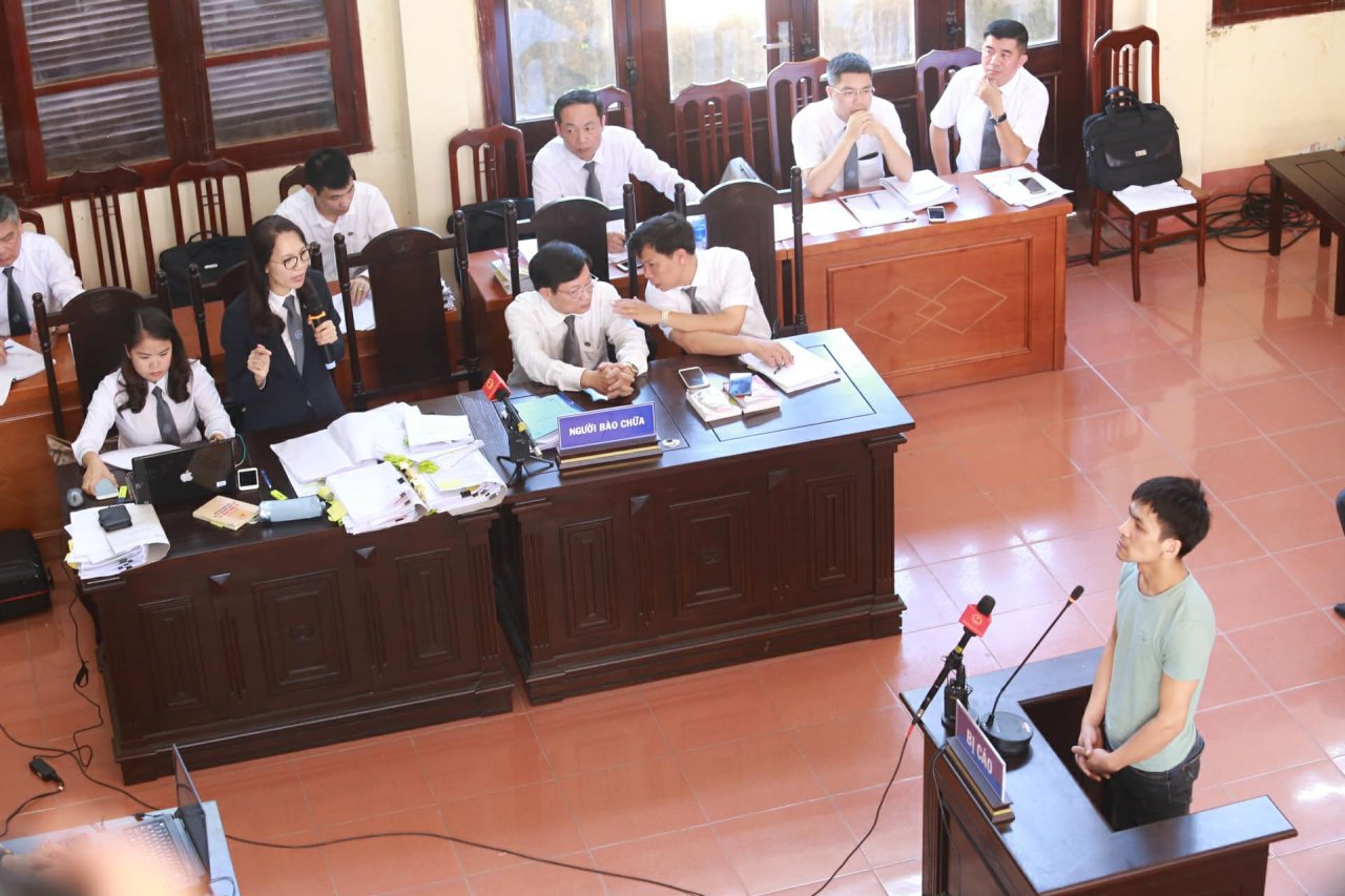 truc-tiep-xet-xu-vu-bac-si-hoang-cong-luong-ngay-235-hang-loat-nhan-chung-khang-dinh-khong-chung-kien-ong-khieu-phan-cong-nhiem-vu-cho-bs-luong