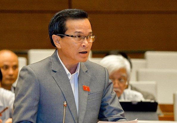 tranh-luan-gay-gat-hinh-thuc-to-cao-qua-dien-thoai-email-fax
