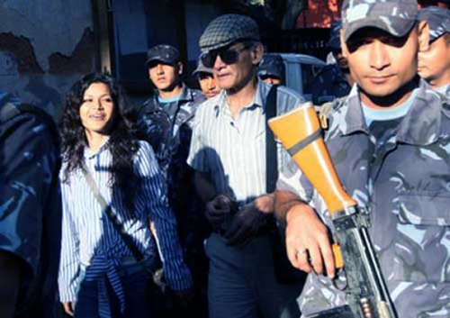 Những vụ án động trời của sát thủ gốc Việt Charles Sobhraj