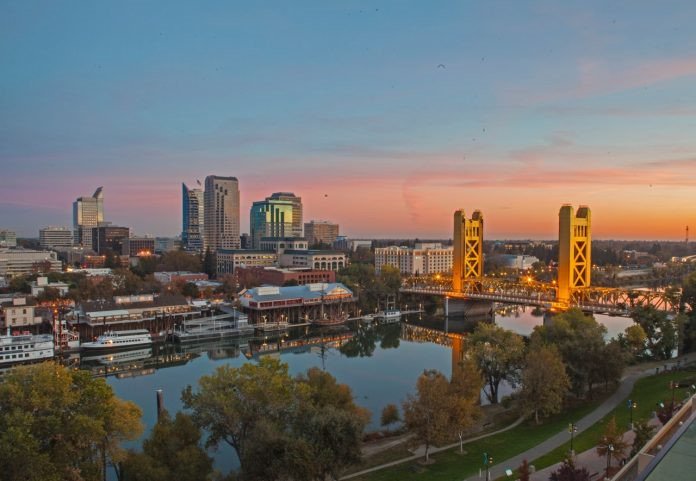 10 điểm ngắm hoàng hôn đẹp nhất ở California