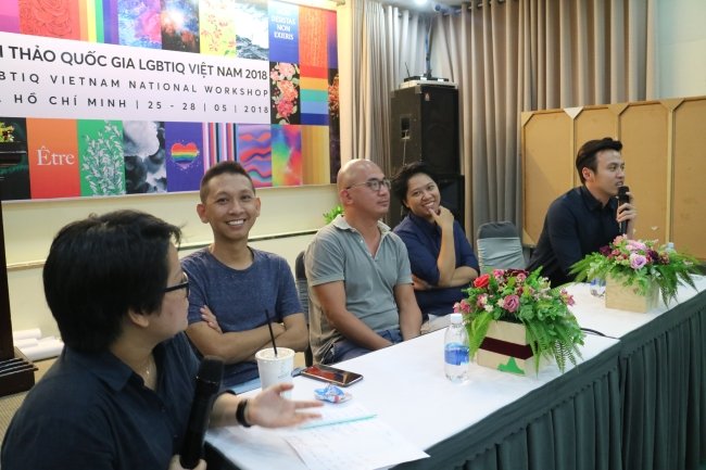 dao-dien-phim-lo-to-toi-tu-hao-la-nguoi-dong-tinh