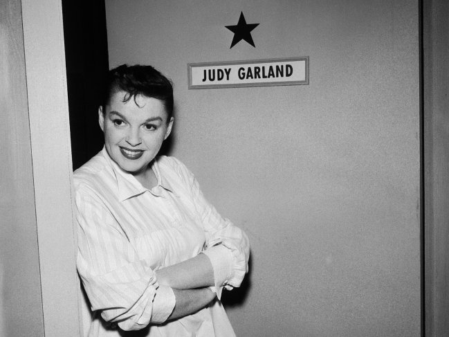judy-garland-bieu-tuong-dong-tinh-dau-tien-tai-hollywood