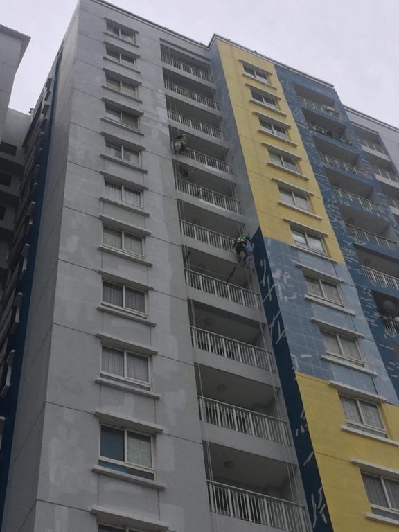Chung cư Carina Plaza đang hồi sinh sau vụ cháy kinh hoàng